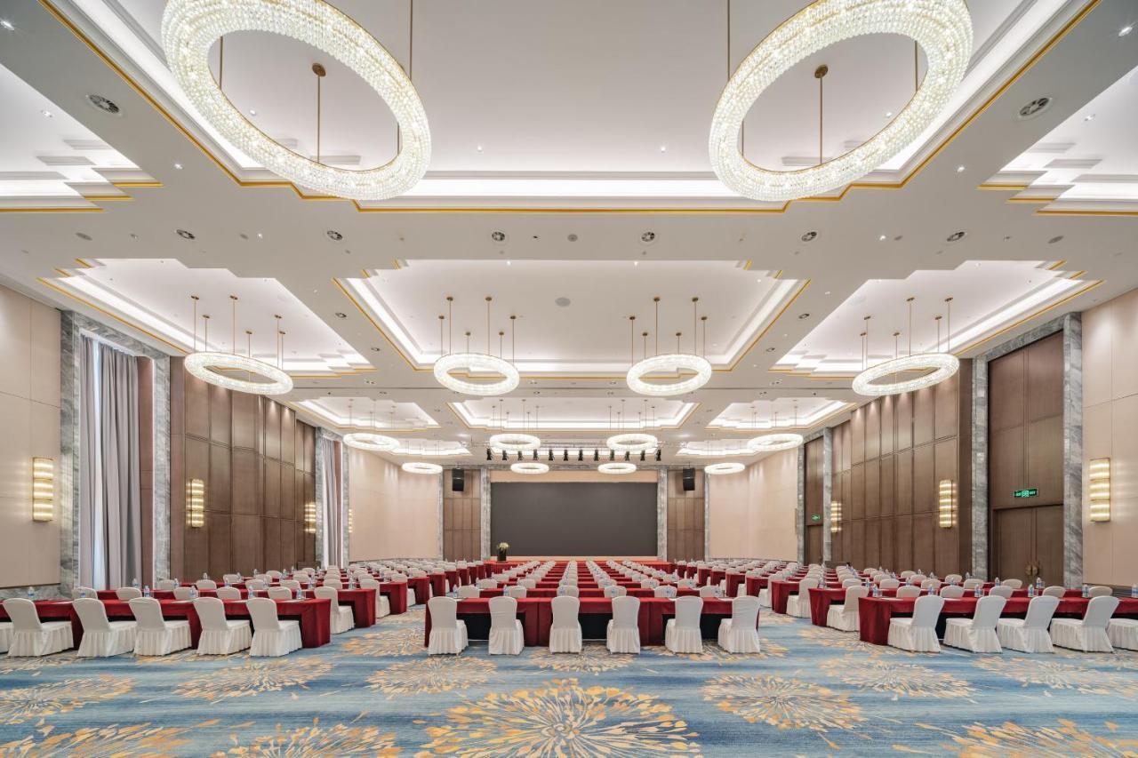 Holiday Inn Zhengzhou Zhongzhou By Ihg Екстериор снимка