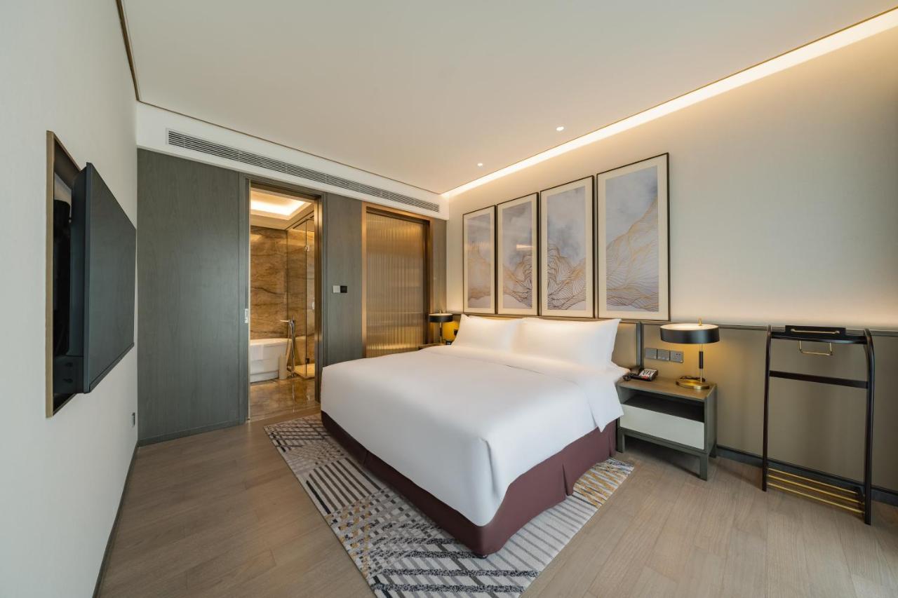 Holiday Inn Zhengzhou Zhongzhou By Ihg Екстериор снимка