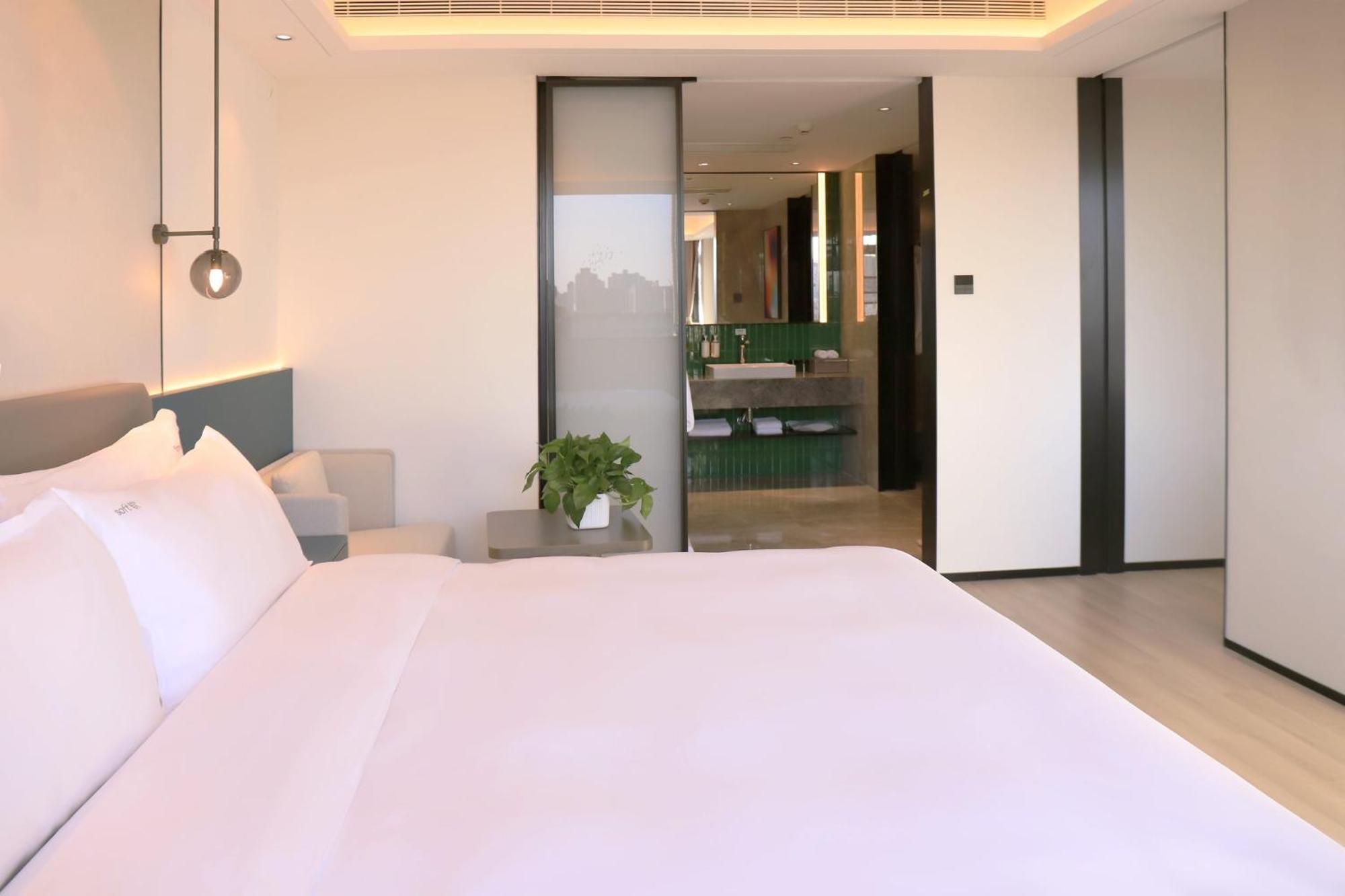 Holiday Inn Zhengzhou Zhongzhou By Ihg Екстериор снимка